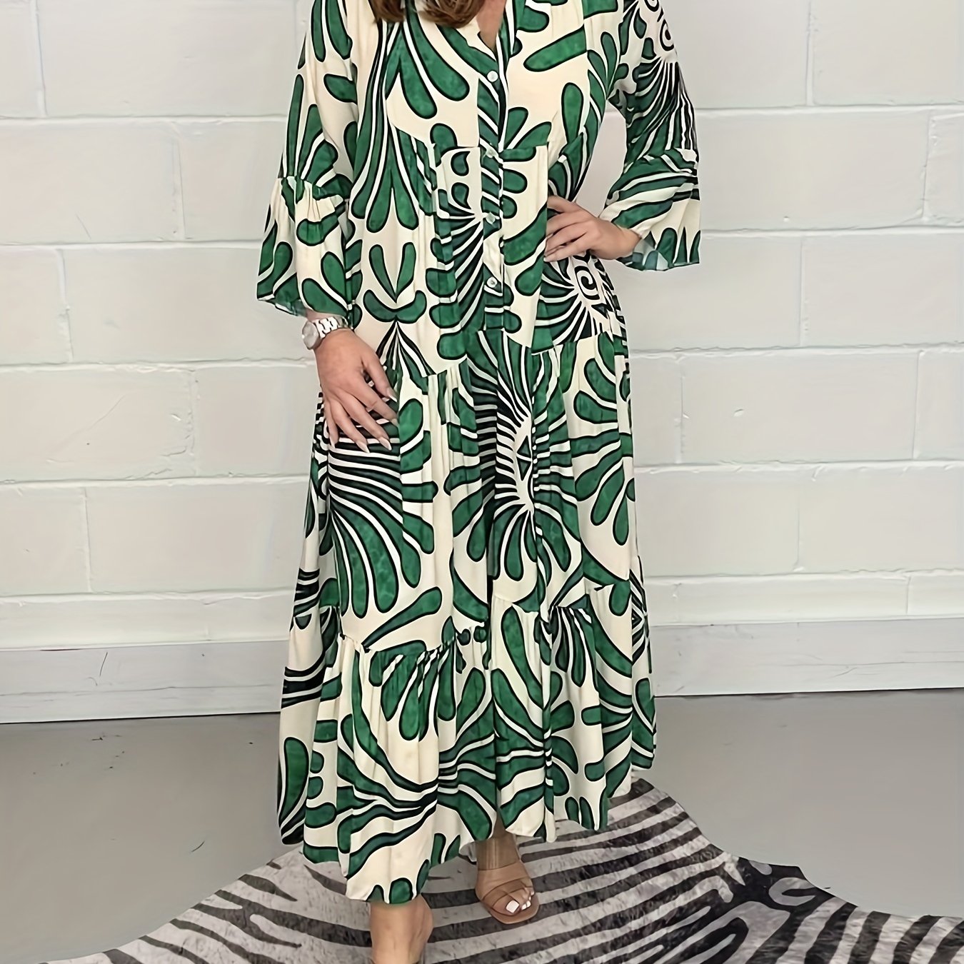 Amara™ | Floral Bell Sleeve Maxi Dress – NAVIOR